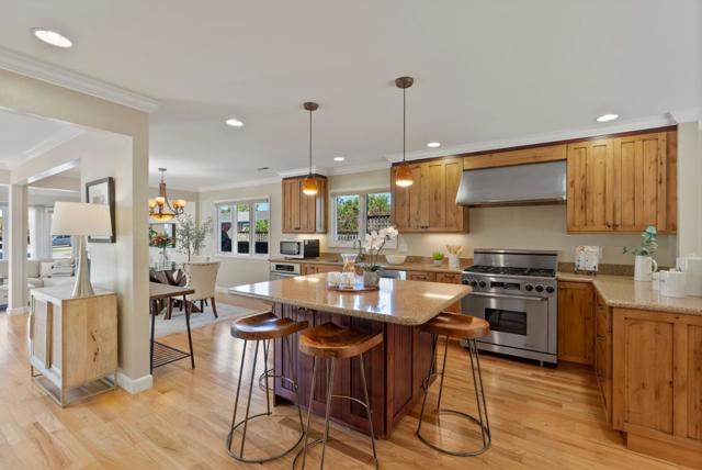 372 Bluefish Court, Foster City CA: https://media.crmls.org/mediaz/6682e386-c085-4111-8aae-ba7f838ca098.jpg