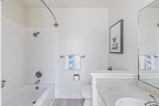 11 N Jim Elder Drive, Campbell CA: https://media.crmls.org/mediaz/66831be0-9704-4549-bb4d-d61e6d092d91.jpg