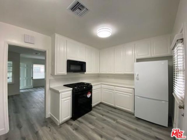 4269 Revere Place photo 7