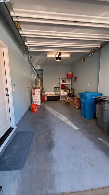 131 Lusitano Way, Gilroy CA: https://media.crmls.org/mediaz/66853eab-a28a-48b8-be4e-565bd5e613cc.jpg