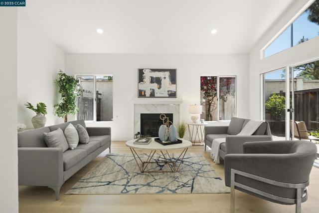 6453 Potrero Dr, Newark CA: https://media.crmls.org/mediaz/66867ce6-9893-4bc8-8525-410c94e5183a.jpg