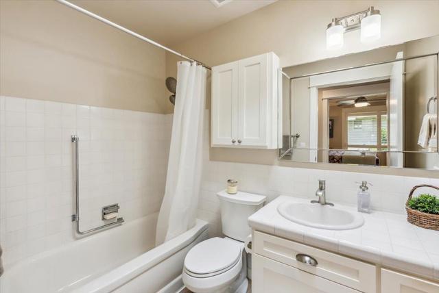 44 Hacienda Carmel, Carmel CA: https://media.crmls.org/mediaz/66877820-b970-40ec-8910-d156546149e9.jpg