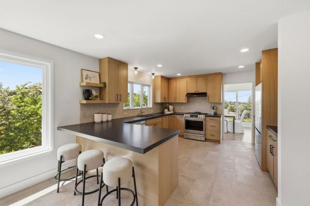 Image 10 of 47 For 723 Linda Court