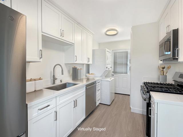 22108 Moyers St, Castro Valley CA: https://media.crmls.org/mediaz/668a2c4f-030d-441d-8707-1a2e19426e26.jpg