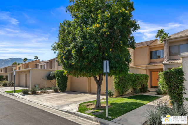 2029 S Ramitas Way, Palm Springs CA: https://media.crmls.org/mediaz/668a4264-60b9-442b-a880-ef2725fc57ae.jpg