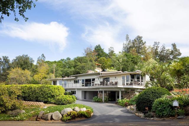 16204 Orchard Bend Rd, Poway CA: https://media.crmls.org/mediaz/668b46a3-cb54-4683-a712-25efe6de588e.jpg