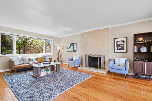 3767 Cass Way, Palo Alto CA: https://media.crmls.org/mediaz/668deebb-c53c-43cd-9084-60656ab21b64.jpg