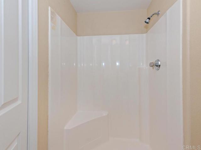 2230 Calle Dos Lomas, Fallbrook CA: https://media.crmls.org/mediaz/668dff11-1200-4c43-a695-80bfb2cb9167.jpg