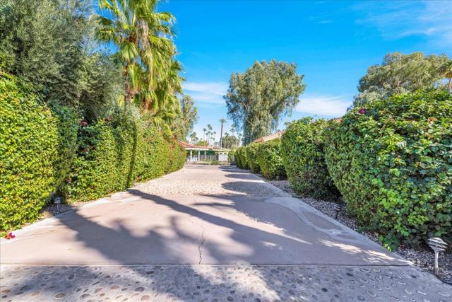 79100 Barwick Place, Bermuda Dunes CA: https://media.crmls.org/mediaz/668fa5e0-c693-4143-8a6f-6ef2d989a907.jpg
