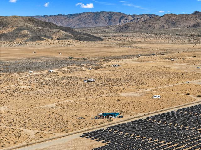 0 Sun Mesa Road, Joshua Tree CA: https://media.crmls.org/mediaz/668fd5ab-8847-4442-b83c-d17c7ebf15fc.jpg