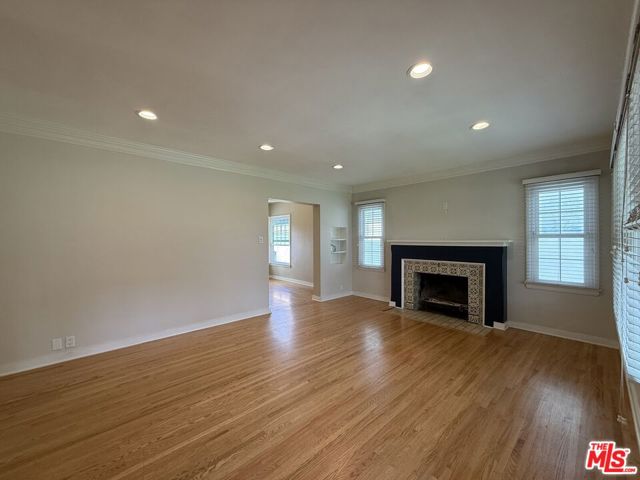 11293 Brookhaven Avenue, Los Angeles CA: https://media.crmls.org/mediaz/66900665-7860-485c-b8ae-28a198c69936.jpg