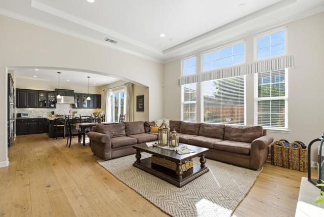 18253 Solano Place, Morgan Hill CA: https://media.crmls.org/mediaz/669112f4-30cc-439e-88ce-f9b381f90619.jpg