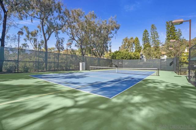 4887 Bella Pacific Row, San Diego CA: https://media.crmls.org/mediaz/669189c3-765b-44d4-9f6c-05760903730b.jpg