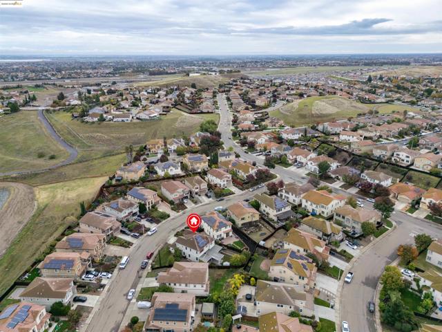 4586 Donegal Way, Antioch CA: https://media.crmls.org/mediaz/6692789e-0bc1-4527-b286-d4b487d9ce0b.jpg