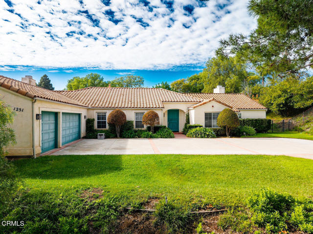 1251 Via Latina Drive, Camarillo CA: https://media.crmls.org/mediaz/6692a937-663a-471c-8fd1-8cd8f94a0173.jpg