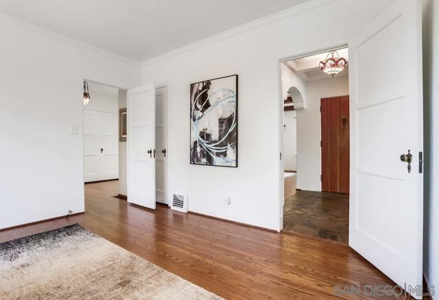 Image 22 of 39 For 4550 Norma Dr.