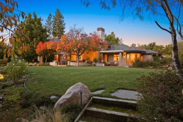 26140 Rancho Manuella Lane, Los Altos Hills CA: https://media.crmls.org/mediaz/6692f241-b298-443b-af13-b9d4ac7cbb30.jpg