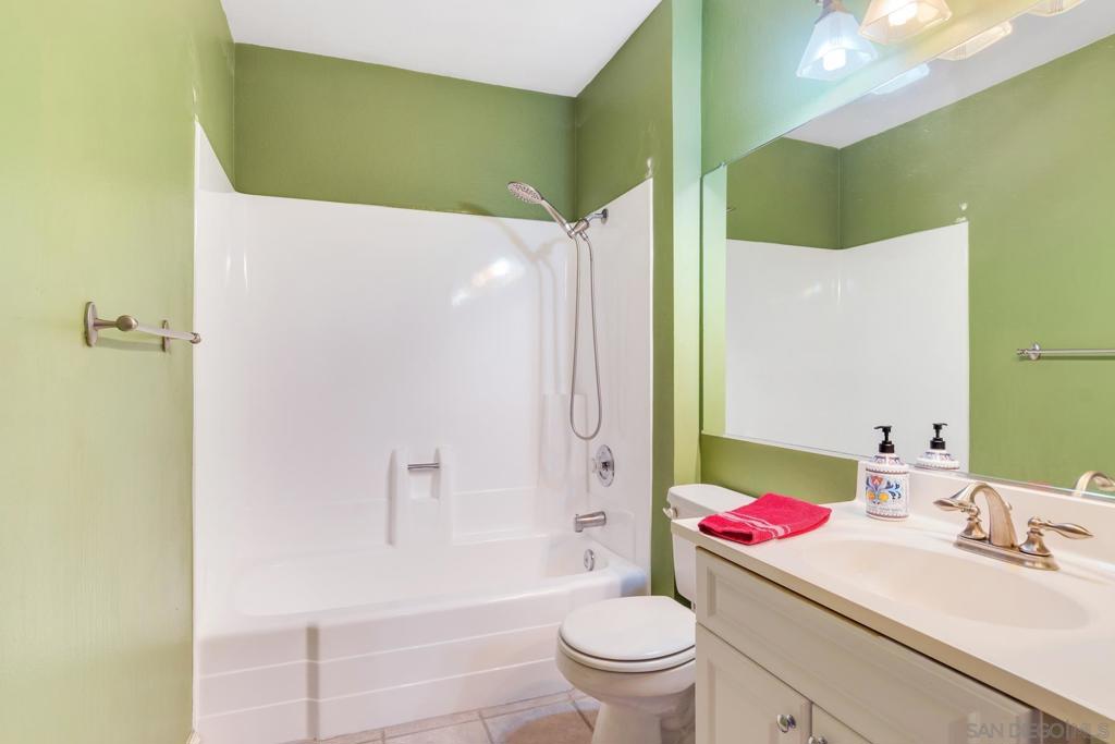 MLS #250040222SD image #19