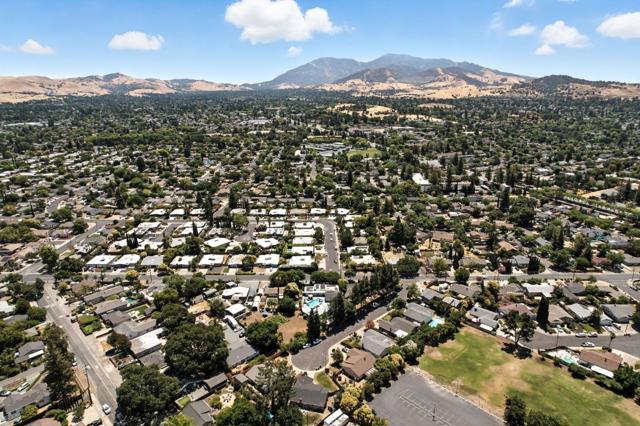 1579 West Street, Concord CA: https://media.crmls.org/mediaz/669442e4-c562-4846-98fc-bc8a01aff40f.jpg