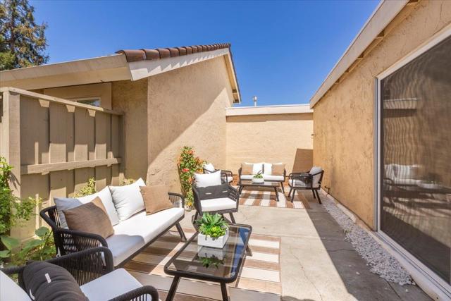 266 Truckee Lane, San Jose CA: https://media.crmls.org/mediaz/6694ab98-4c1c-46b6-9986-6dcdd2e43f73.jpg