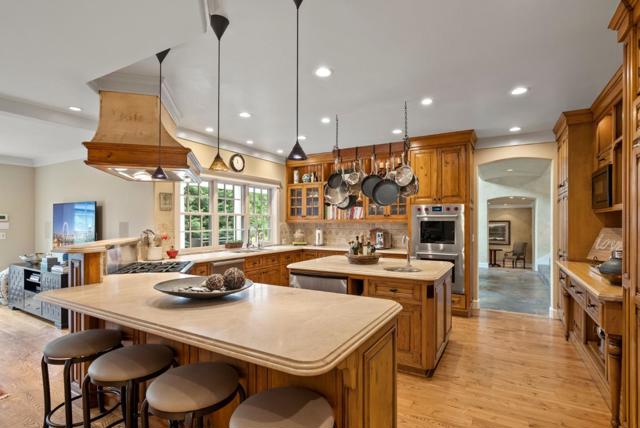 20470 Montalvo Heights Drive, Saratoga CA: https://media.crmls.org/mediaz/66952c63-3961-40eb-9c26-58de5530f80b.jpg