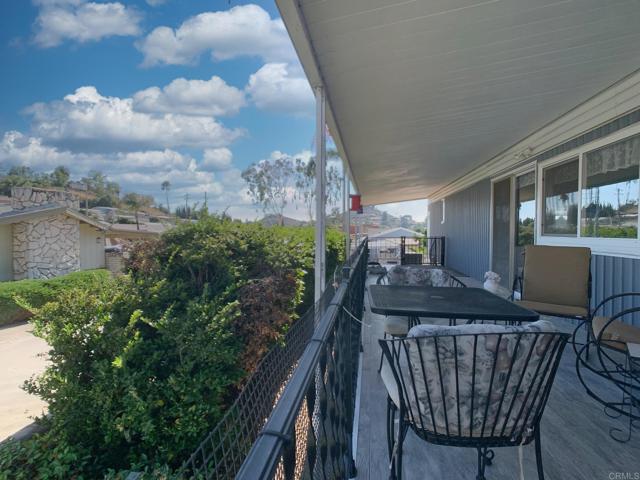 1351 Pepper Drive, El Cajon CA: https://media.crmls.org/mediaz/6695827d-9afb-41f8-ba67-a98972bd7f28.jpg