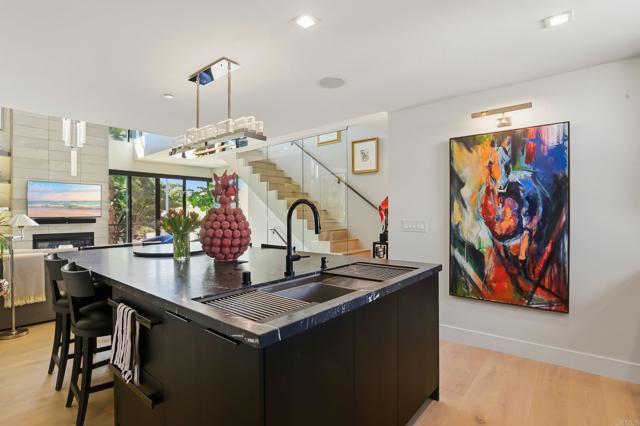 Detail Gallery Image 9 of 46 For 3641 6th Ave, San Diego,  CA 92103 - 2 Beds | 3/1 Baths