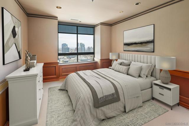 700 Front St, San Diego CA: https://media.crmls.org/mediaz/669629a3-0b58-4eb1-8d84-9ba29c8ff1aa.jpg