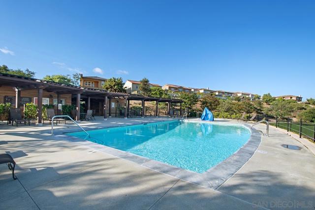 15501 Bristol Ridge Ter, San Diego CA: https://media.crmls.org/mediaz/669694da-d589-40e8-ad16-d4734f624c58.jpg