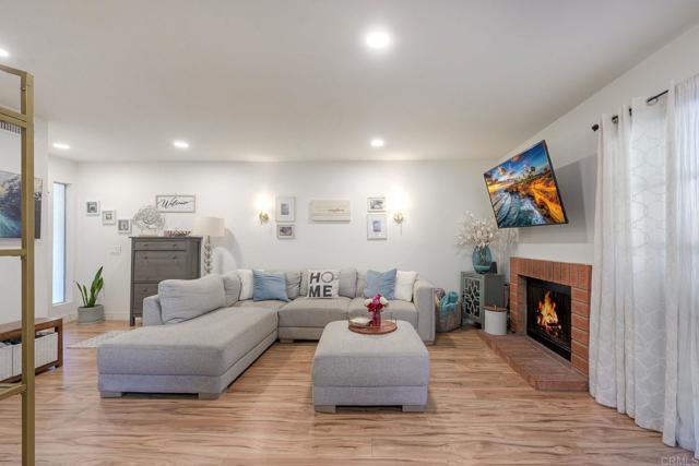 Detail Gallery Image 6 of 30 For 1056 Grape St, San Marcos,  CA 92069 - 2 Beds | 2 Baths