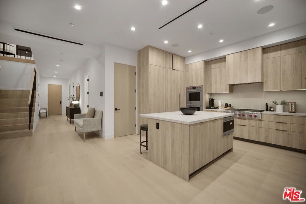 MLS #25619867 image #15