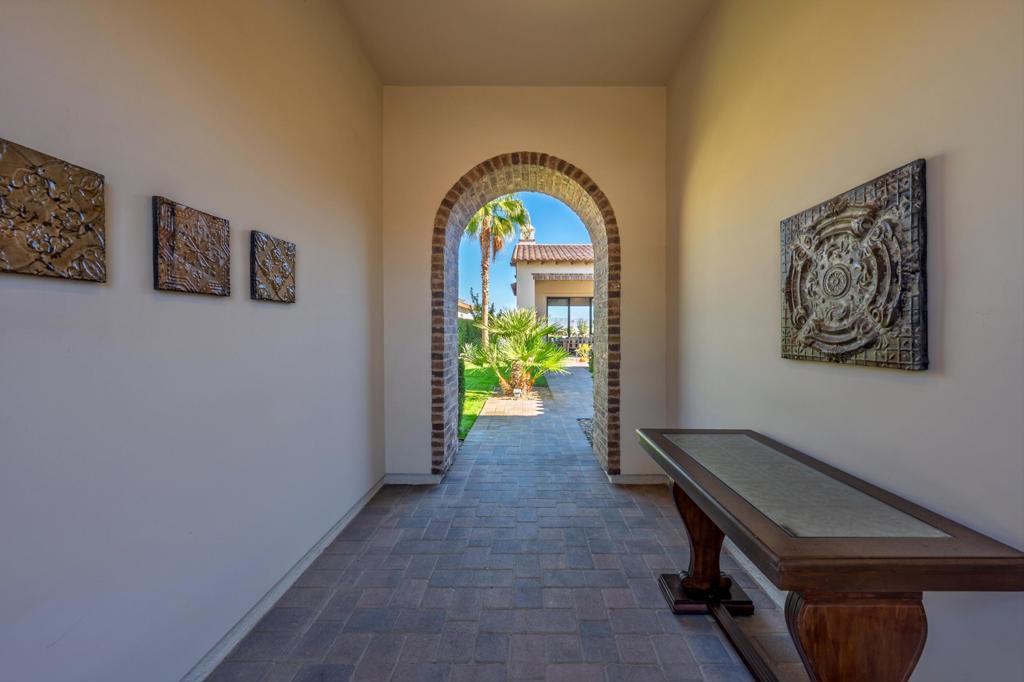 MLS #219138754DA image #8