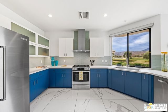 Image 17 of 54 For 68095 Seven Oaks Place
