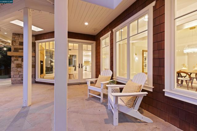 1754 Reliez Valley Rd, Lafayette CA: https://media.crmls.org/mediaz/669b37aa-0e25-440a-b521-cc83ea415d9b.jpg