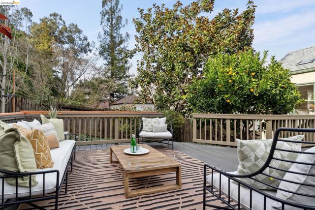 Image 41 of 46 For 741 Grosvenor Pl