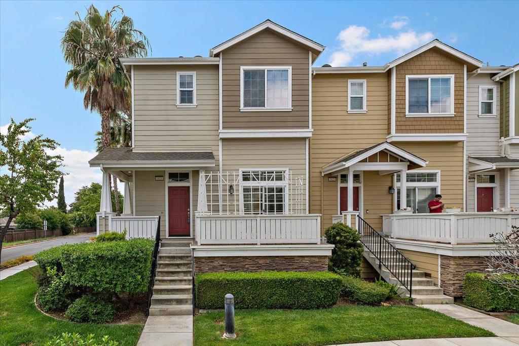 2825 Lavender Terrace