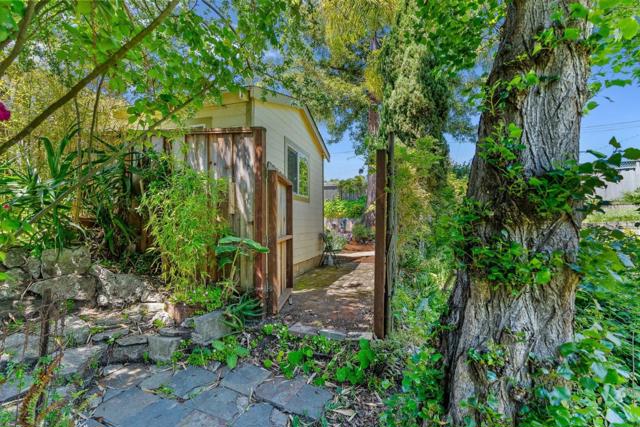 150 Darwin Street, Santa Cruz CA: https://media.crmls.org/mediaz/669c6fbd-ba8f-4a37-9936-eb90a7aeadf3.jpg