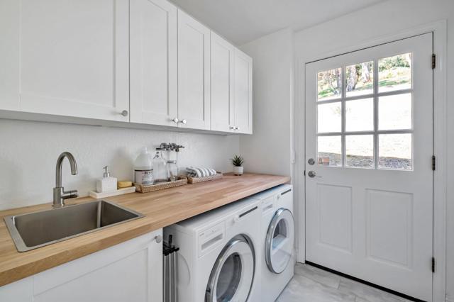 805 Old Mill Pond Road, Los Gatos CA: https://media.crmls.org/mediaz/669cc49e-af5a-4a4a-8a19-60077e3d8f00.jpg