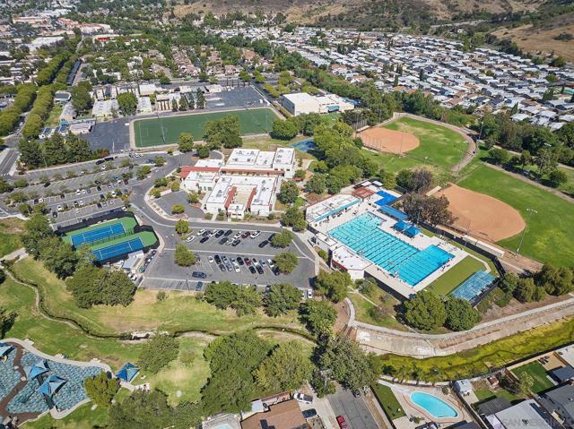 12835 Reo Real Dr, Poway CA: https://media.crmls.org/mediaz/669cdf14-6069-4a39-b7d1-4011678c66b6.jpg