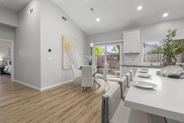 148 W Maude Avenue, Sunnyvale CA: https://media.crmls.org/mediaz/669e2b8a-1866-4f65-9fe7-e9861717462e.jpg