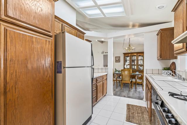 2010 W San Marcos Blvd #93, San Marcos CA: https://media.crmls.org/mediaz/669e608b-338a-4a50-948a-1822398c6e19.jpg