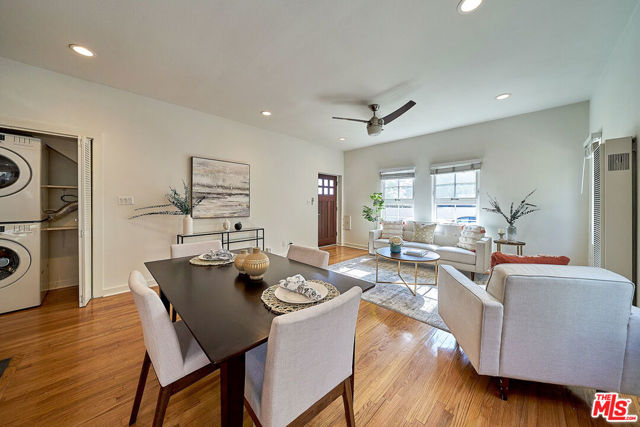 614 N Genesee Avenue, Los Angeles CA: https://media.crmls.org/mediaz/669fa0f5-dc75-478e-9281-ecee14d8bc65.jpg