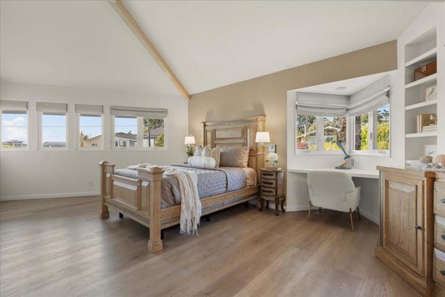 433 Seaview Drive, Aptos CA: https://media.crmls.org/mediaz/66a02ac8-8dbf-4123-af16-d6d505b194d9.jpg
