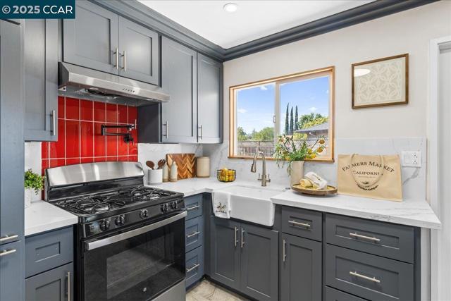 365 Pestana Pl, Livermore CA: https://media.crmls.org/mediaz/66a0429f-97c0-4bd3-aa14-ec1b00cf3755.jpg