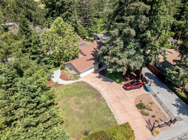 1690 Cordilleras Road, Redwood City CA: https://media.crmls.org/mediaz/66a06330-8b42-43a6-b662-91003e0ee19c.jpg