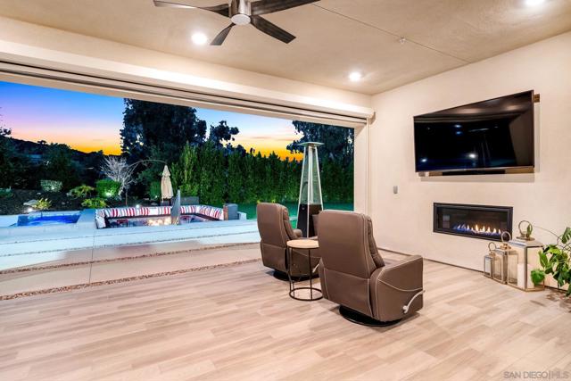 21992 Wilgen Rd, Escondido CA: https://media.crmls.org/mediaz/66a07834-0f02-478f-a0fd-1055653f40d8.jpg