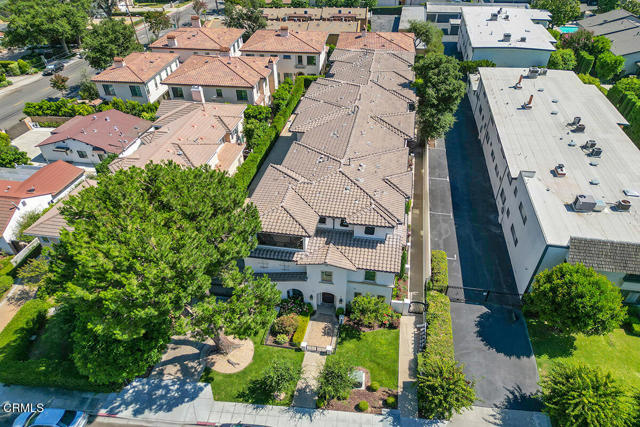 418 Fairview Avenue, Arcadia CA: https://media.crmls.org/mediaz/66a08952-7a86-4e60-b54c-bec1cbc5f08b.jpg