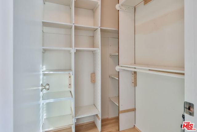 768 Aileen Street, Camarillo CA: https://media.crmls.org/mediaz/66a2dba2-8b0e-497e-ab70-747f559e622d.jpg