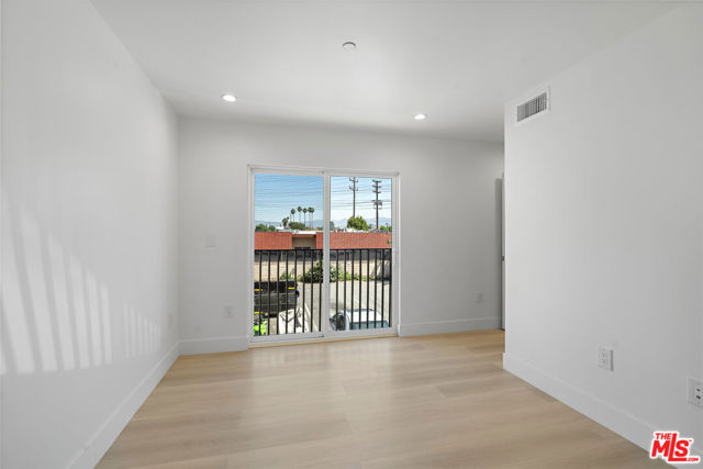 10957 Calvert, North Hollywood CA: https://media.crmls.org/mediaz/66a39876-89c0-4639-a0ec-23ba58c64a95.jpg