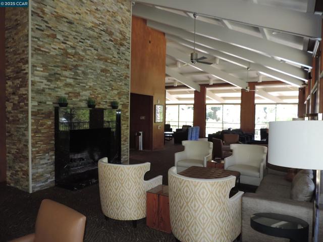 470 N Civic Dr., Walnut Creek CA: https://media.crmls.org/mediaz/66a437eb-107f-4e15-ae53-954591d38df5.jpg